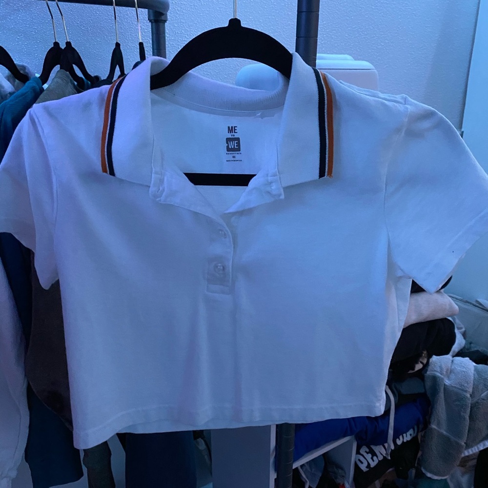 Cute pacsun cropped half button white collar shirt